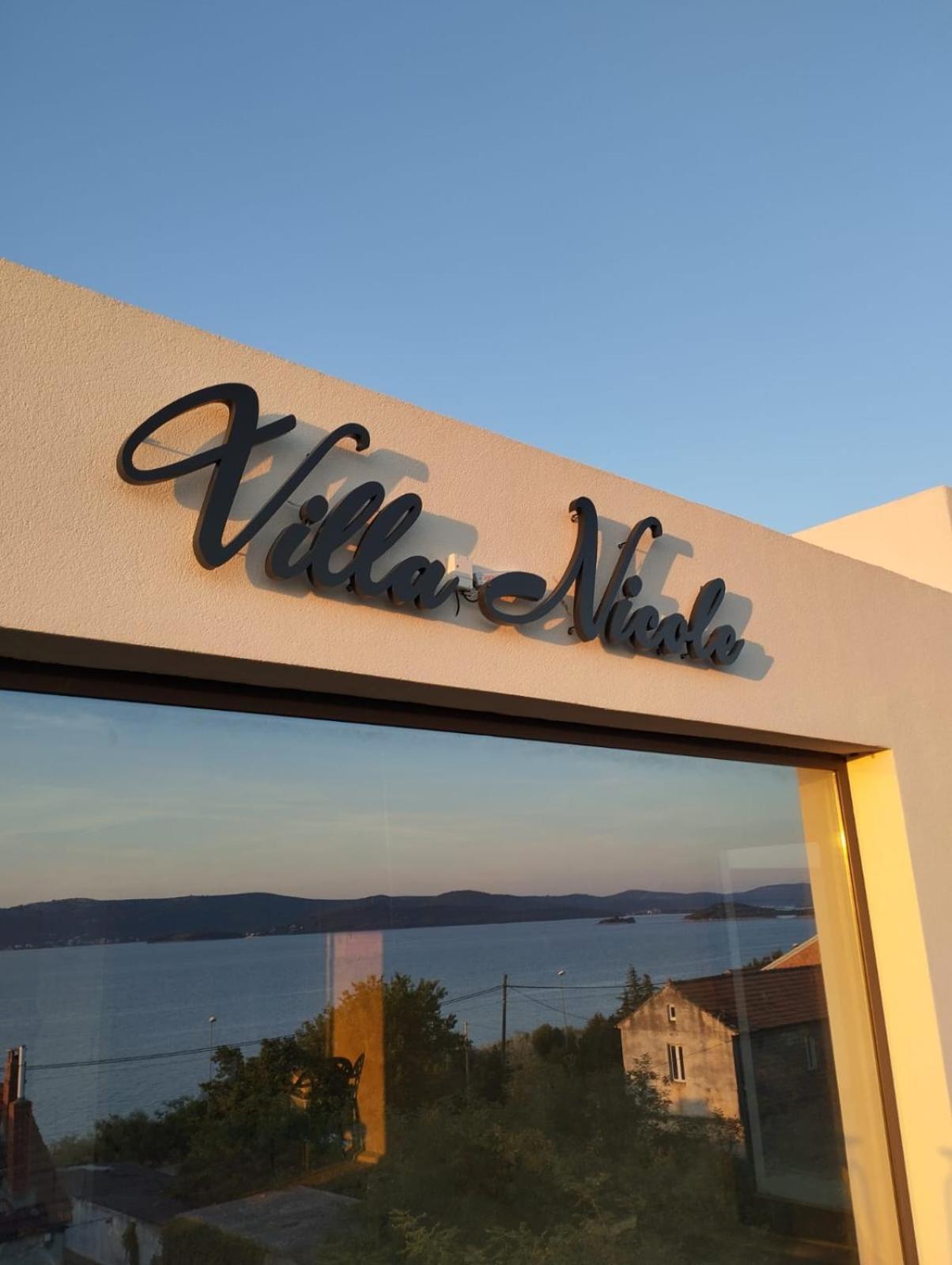 Villa Nicole สเวติ เปตาร์ ภายนอก รูปภาพ